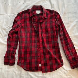 American Eagle men's red plaid button shirt small